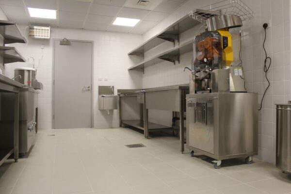 Hotel - Image 7