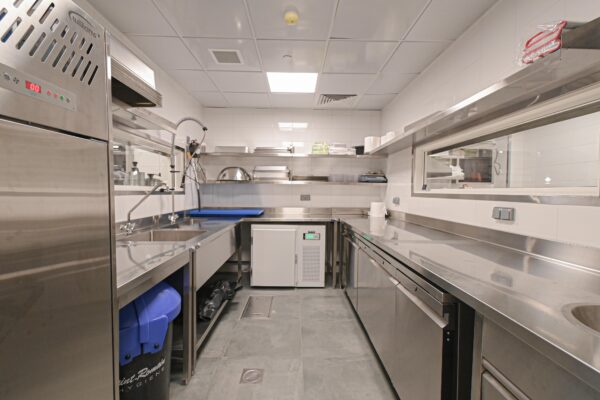 Kitchen & Laundry Equipment - Image 23