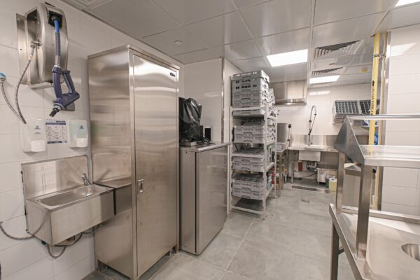 Kitchen & Laundry Equipment - Image 14
