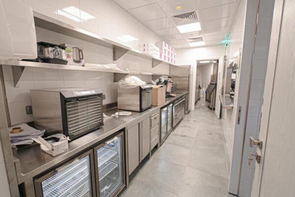Kitchen & Laundry Equipment - Image 15